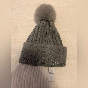White House Black Market Gray Knit Pom-Pom with sparkles, pearls Beanie + gloves